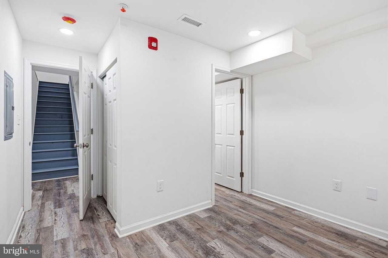 1219 W Butler St #1 - Photo 6 of 13