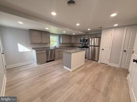 featured image of 607 Main St