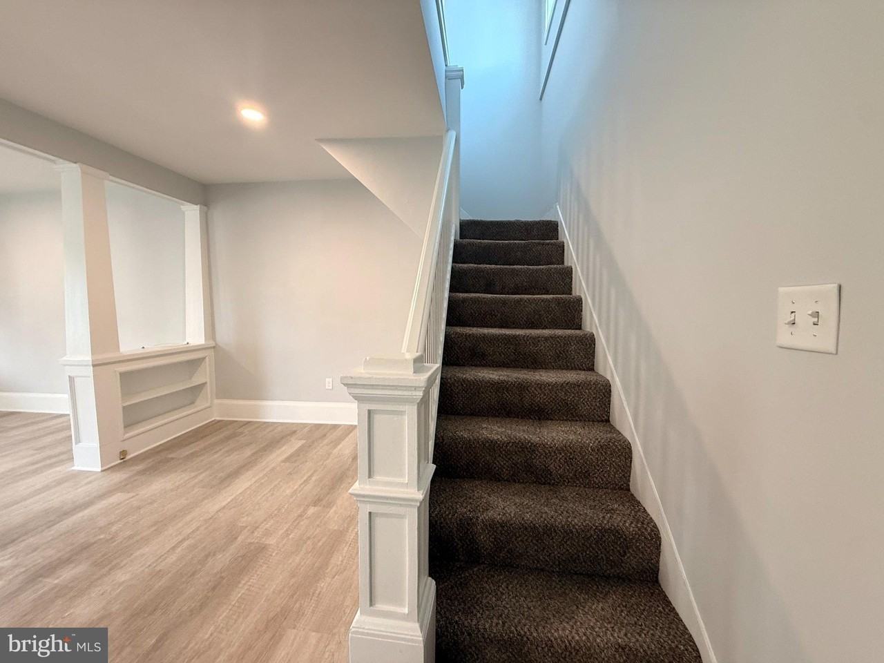 607 Main St - Photo 7 of 18