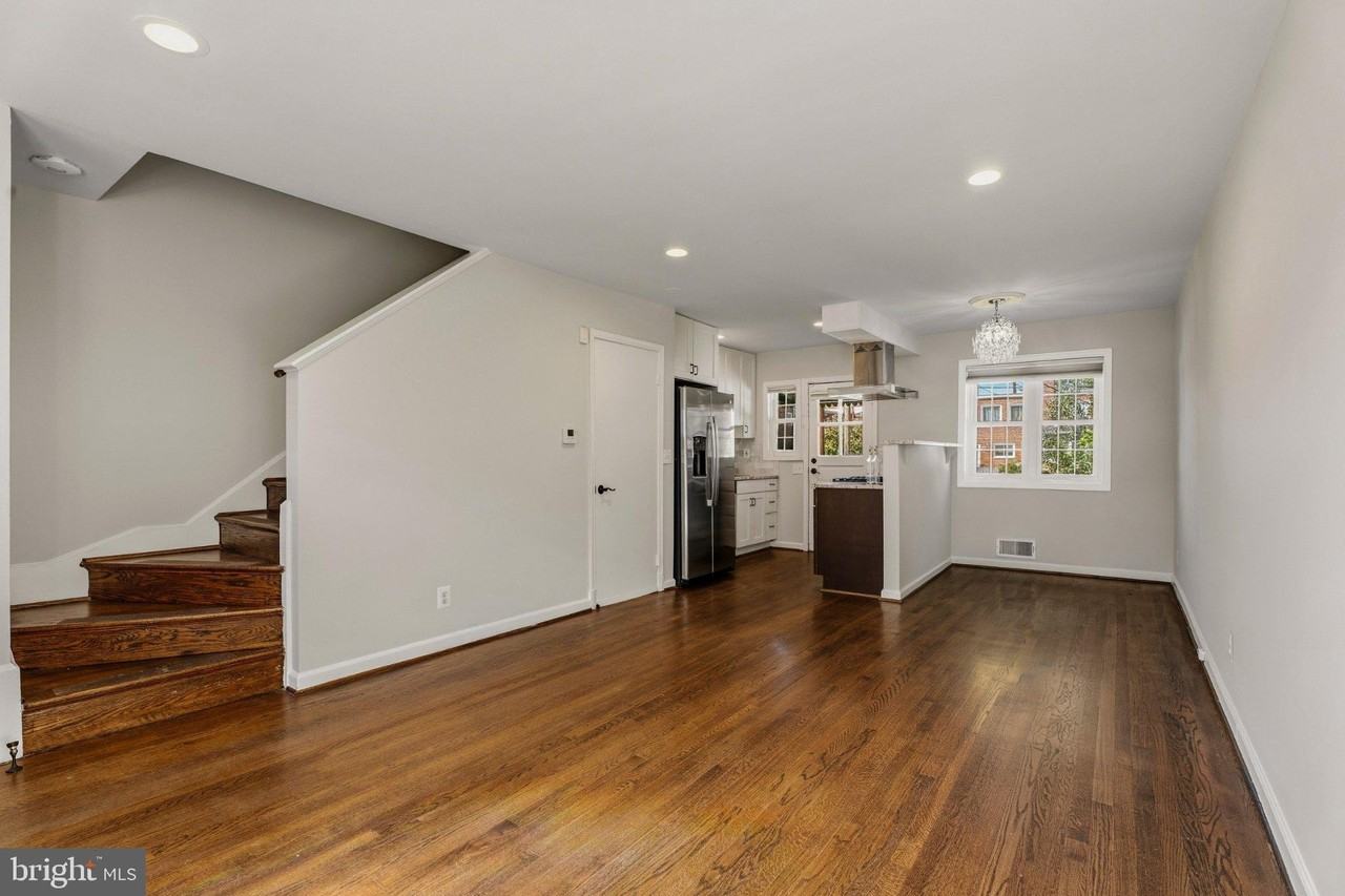 521 S Fayette St - Photo 6 of 31