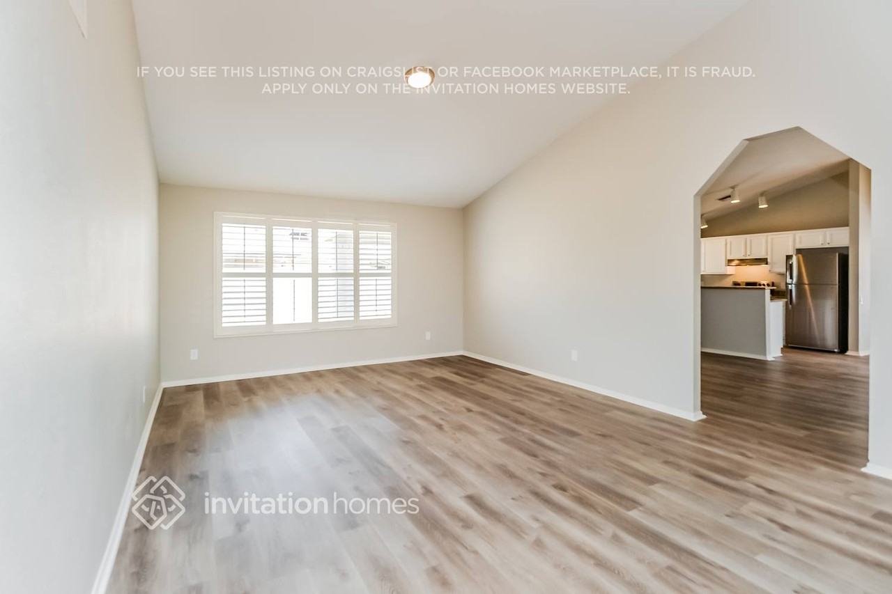 7918 W Dreyfus Dr - Photo 6 of 16