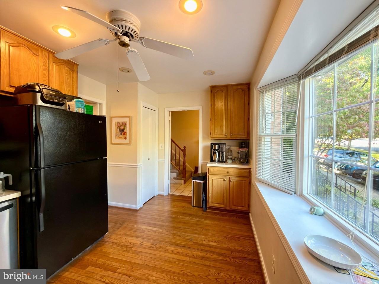 8535 Hilltop Rd - Photo 7 of 25