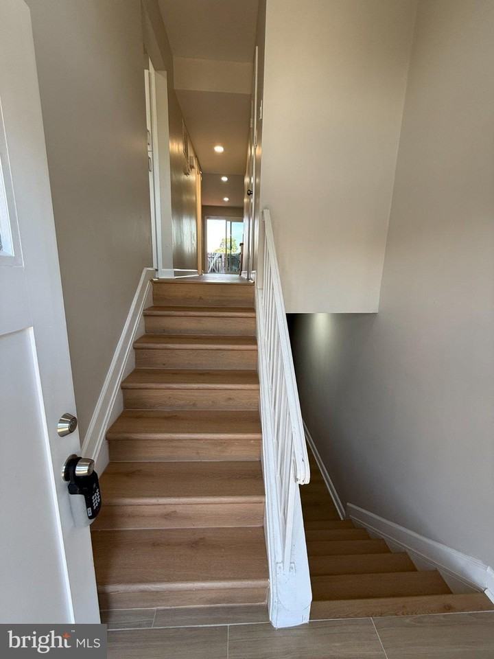 14817 Cherrydale Dr - Photo 4 of 20