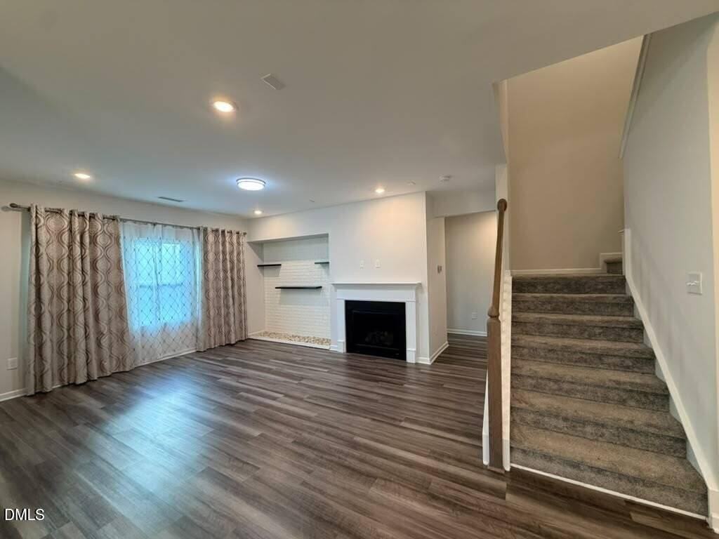 3553 Lovage Dr - Photo 5 of 45