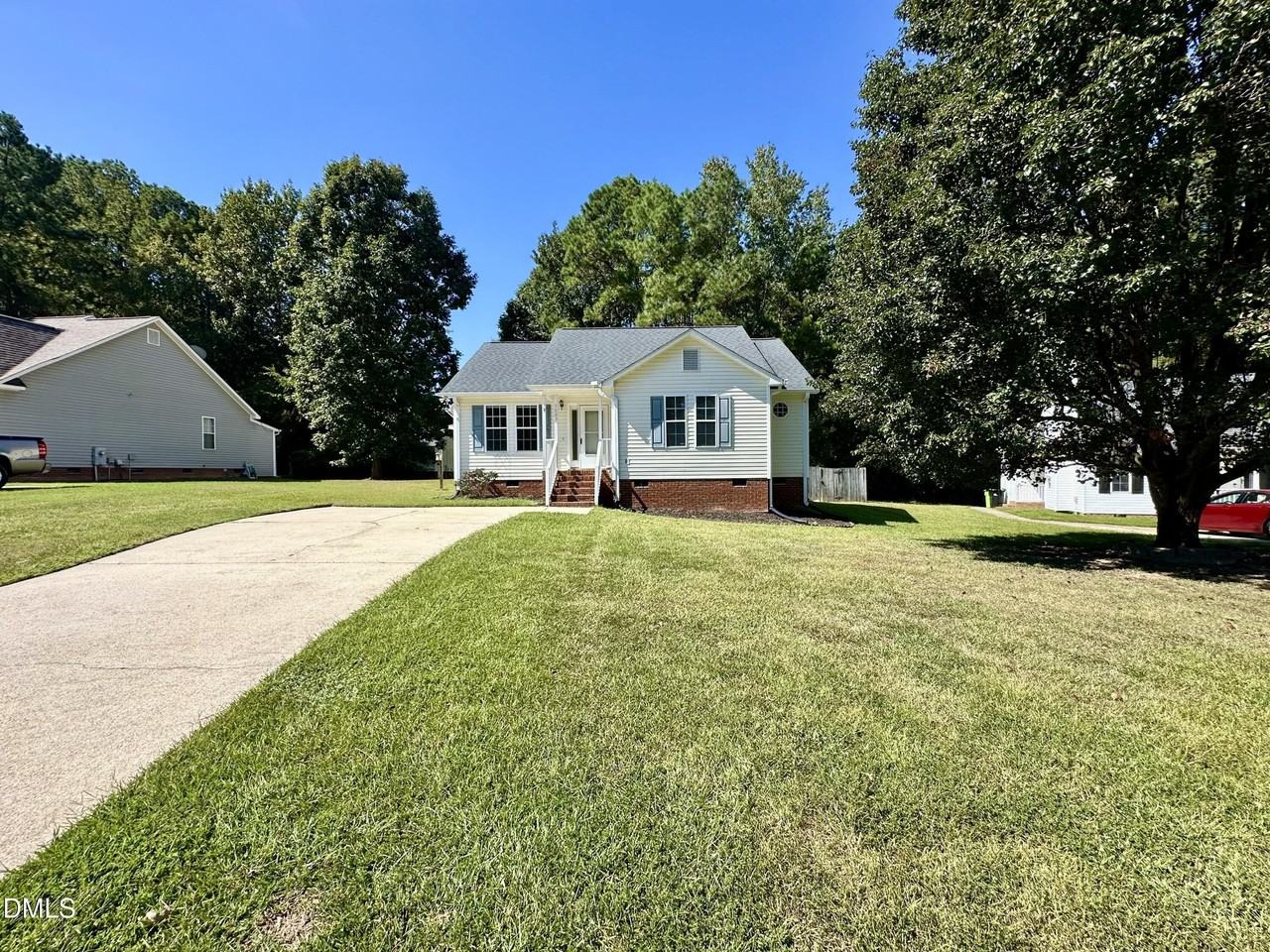 1008 Henchman Ct - Photo 2 of 22