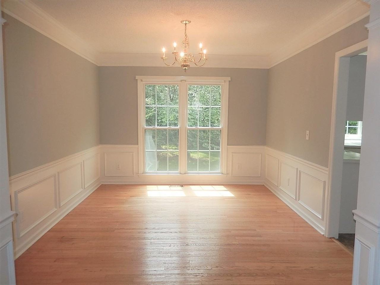 9801 Goodrum Ct - Photo 5 of 23
