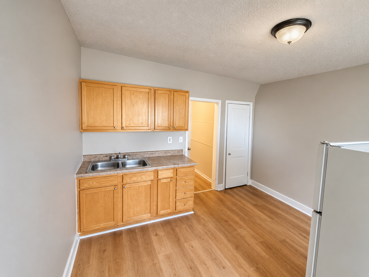 101 South RooseveltUnit 1 #1 - Photo 4 of 11