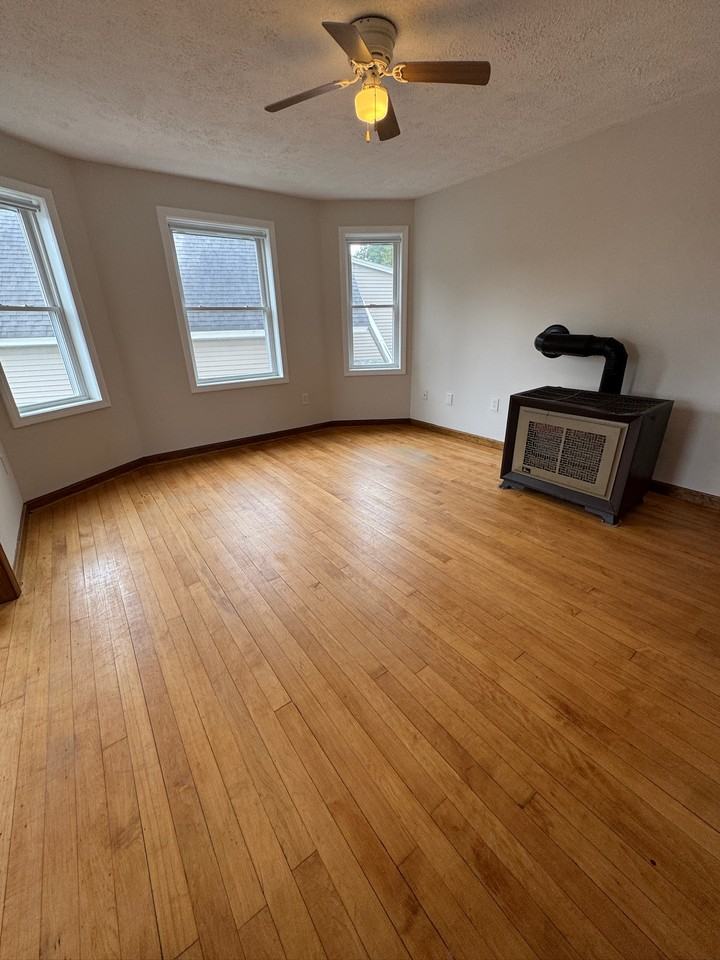 61 B St #2 - Photo 3 of 22