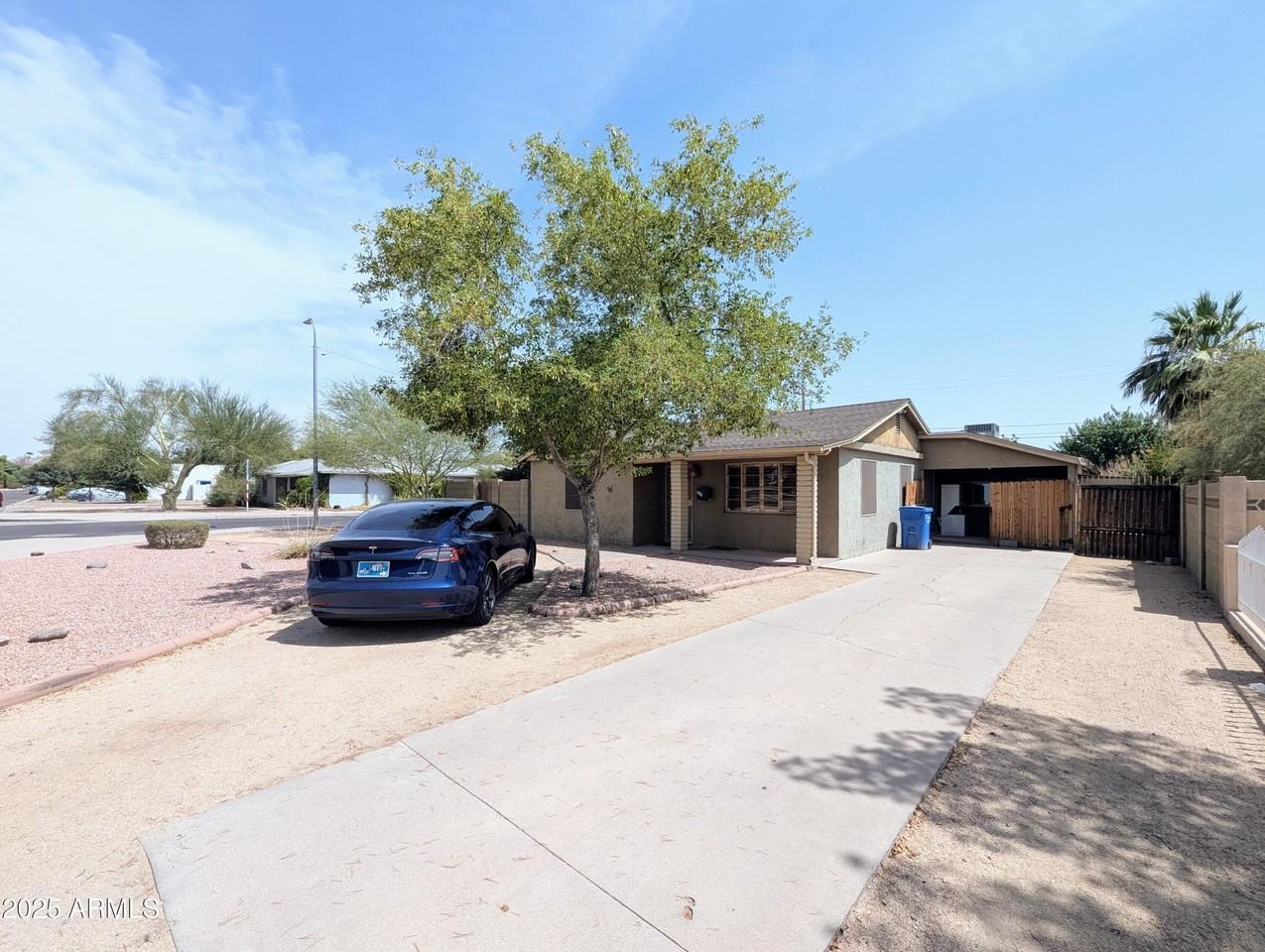 2443 E Earll Dr #1 - Photo 4 of 50