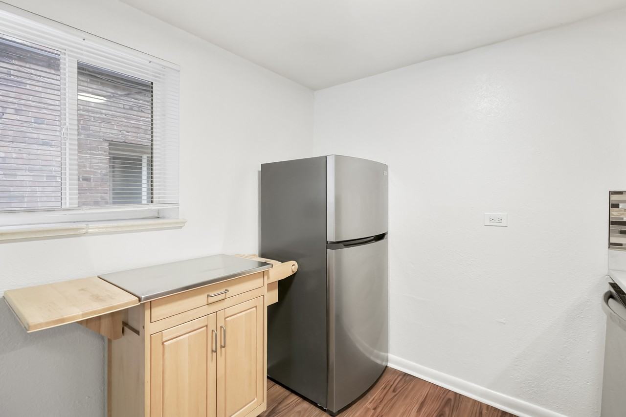 1415 North Pearl Street302 #302 - Photo 4 of 12