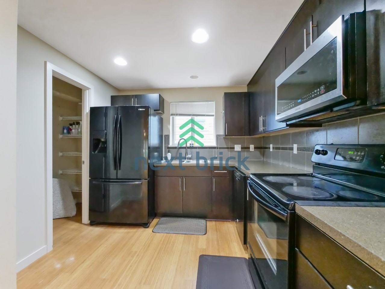 12014 31st Ave Ne #B - Photo 5 of 20