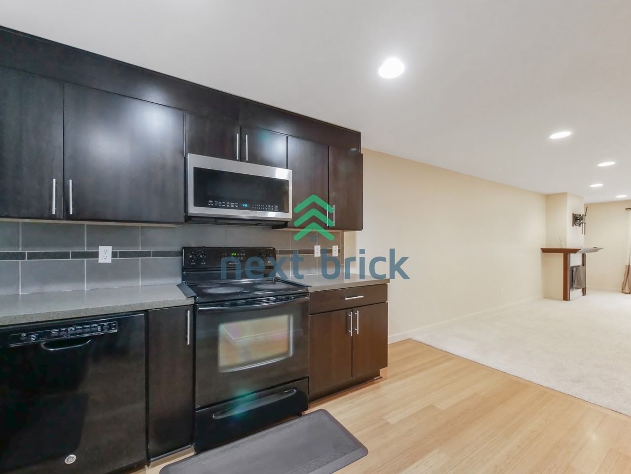 12014 31st Ave Ne #B - Photo 6 of 20