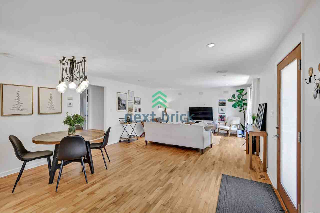 4715 6th Ave Nw - Photo 6 of 26