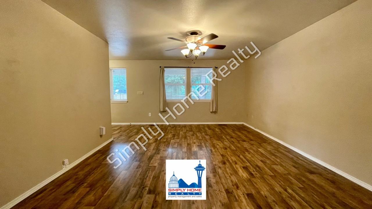 15418 Scenic Shores Dr Se - Photo 3 of 38