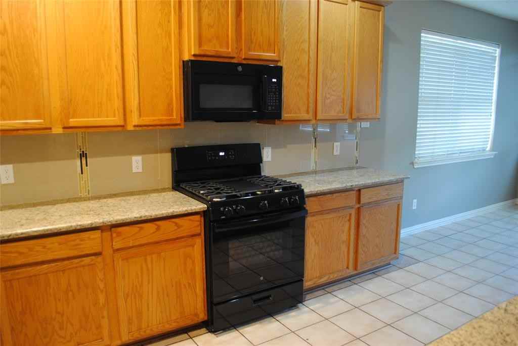 5108 Blackwood Dr - Photo 4 of 22