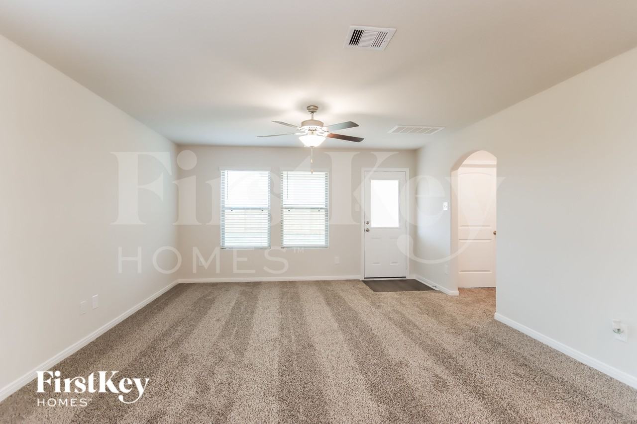 25582 Roy Rogers Rd - Photo 3 of 16