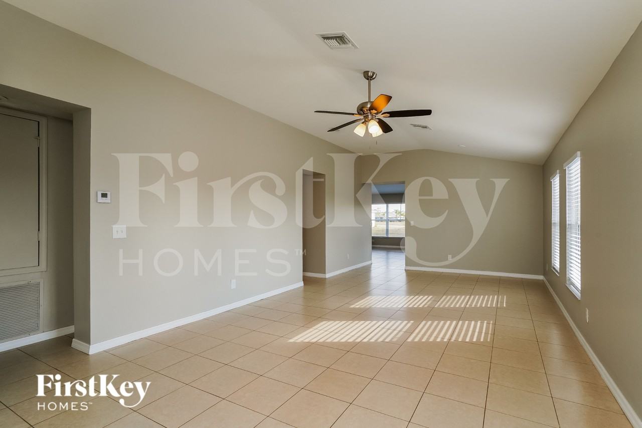 25453 Bandito Ct - Photo 2 of 16