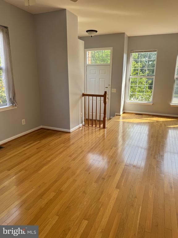 2519 James Monroe Cir - Photo 7 of 50