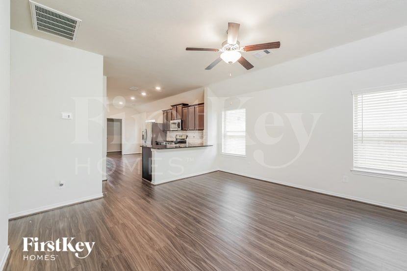 23735 Wood Green Terrace Dr - Photo 2 of 15