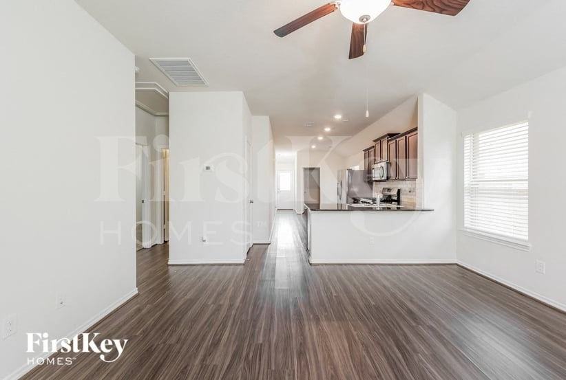23735 Wood Green Terrace Dr - Photo 3 of 15