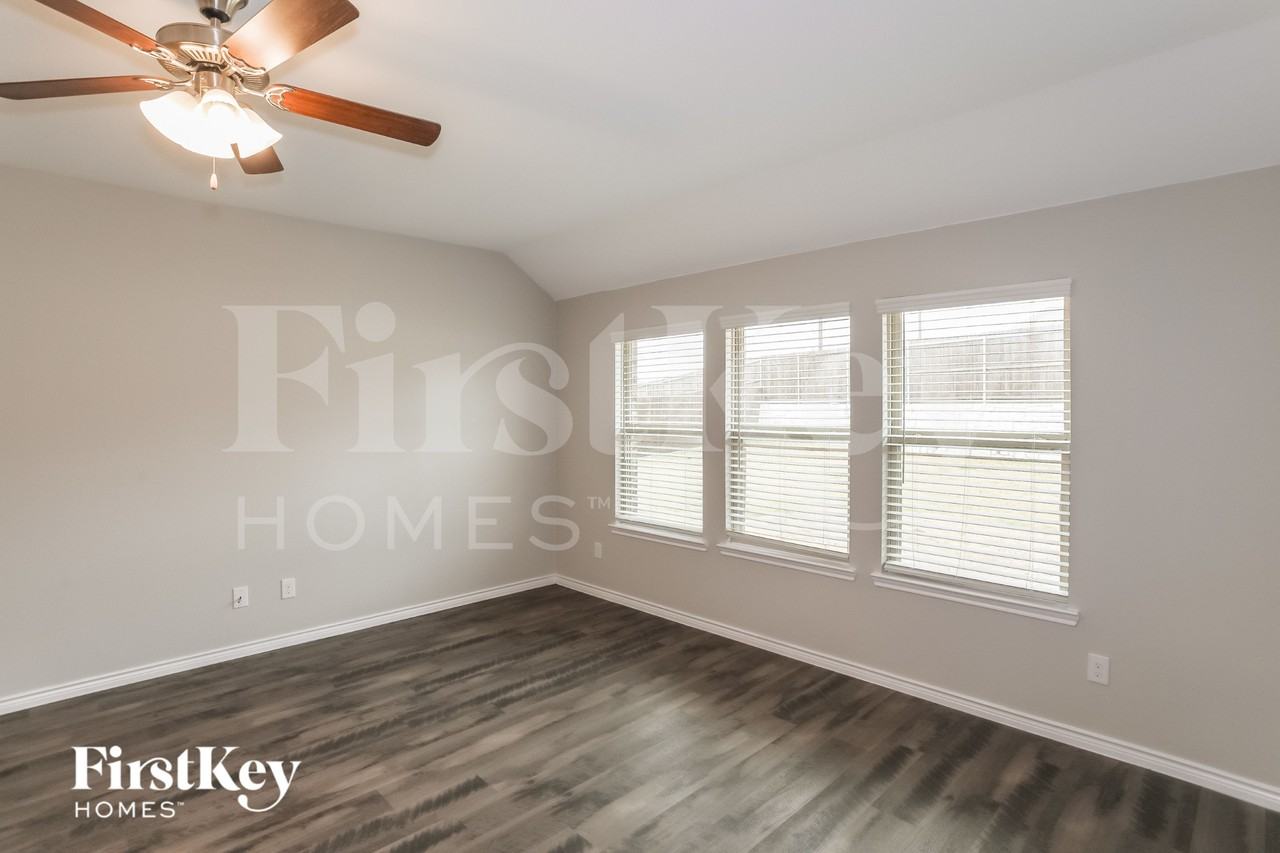 3308 Garden Valley Ct - Photo 3 of 16