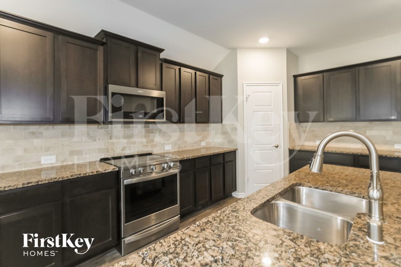 3308 Garden Valley Ct - Photo 6 of 16
