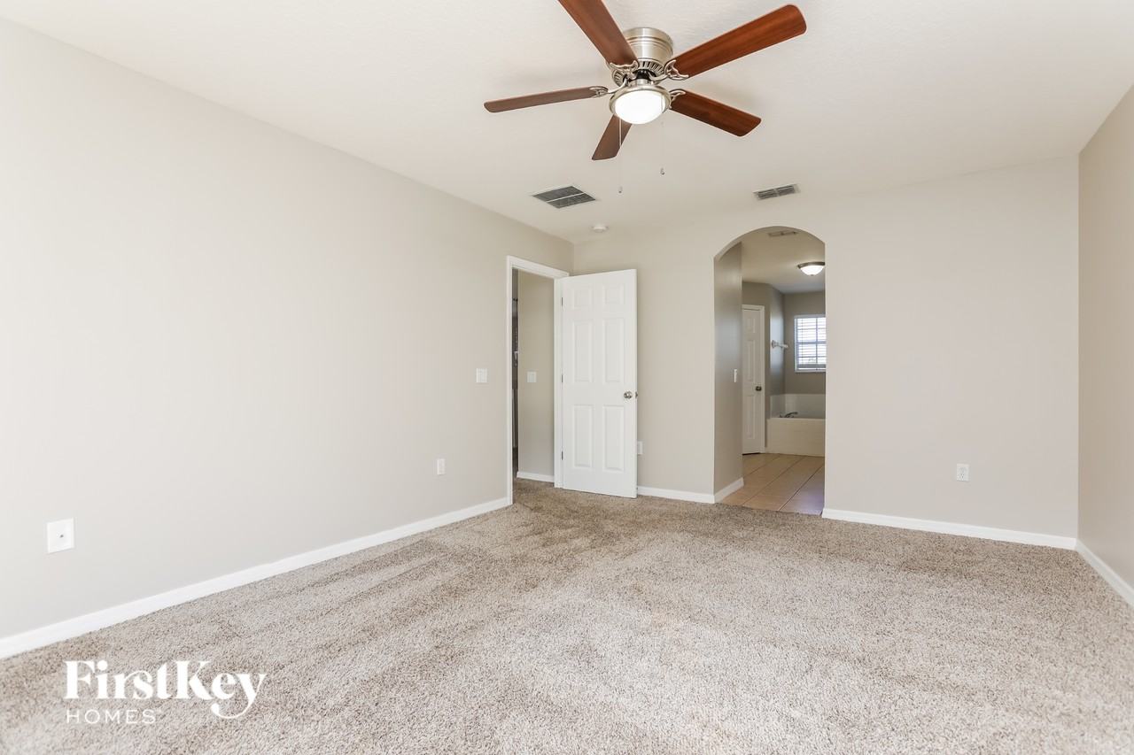 4670 Cumbrian Lakes Dr - Photo 7 of 16