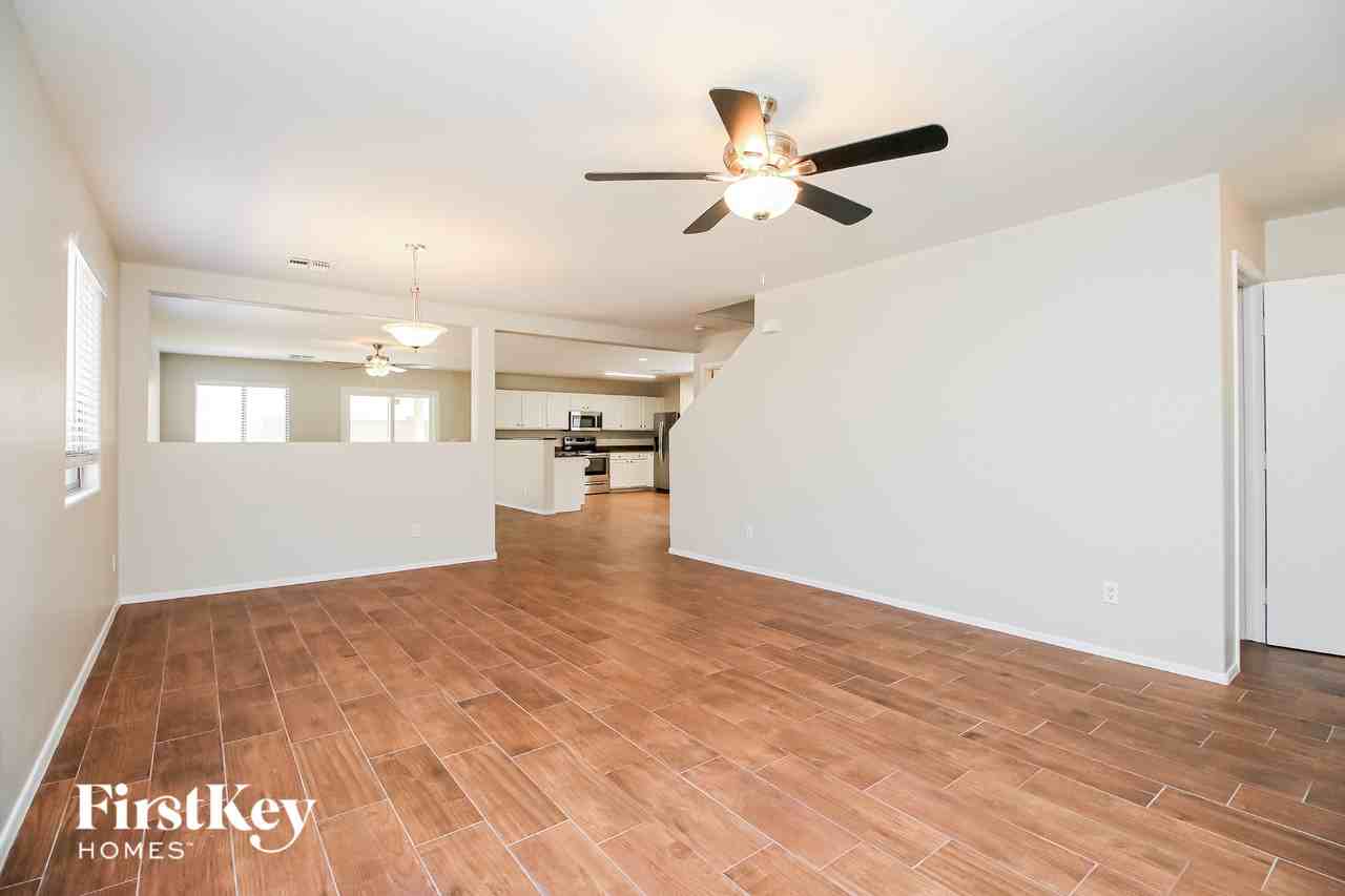 2457 E Meadow Creek Way - Photo 6 of 15