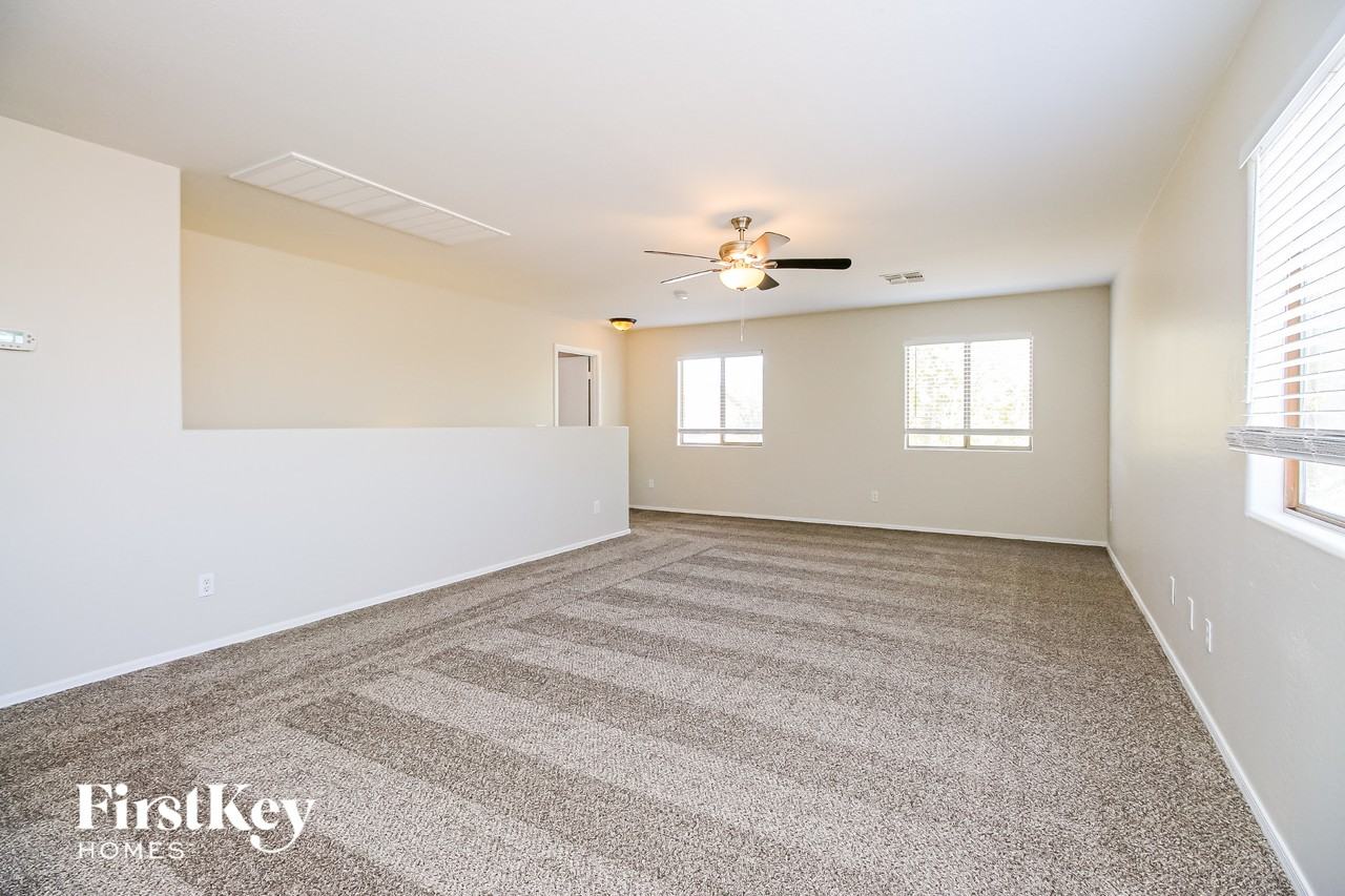 2457 E Meadow Creek Way - Photo 7 of 15