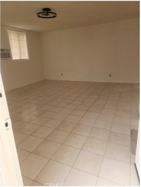305 Geneva St - Photo 2 of 6