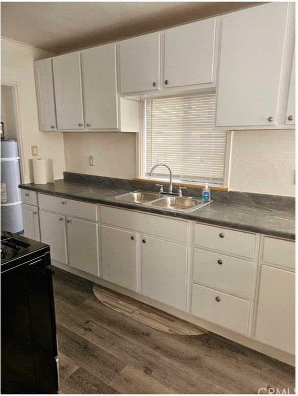 305 Geneva St - Photo 4 of 6