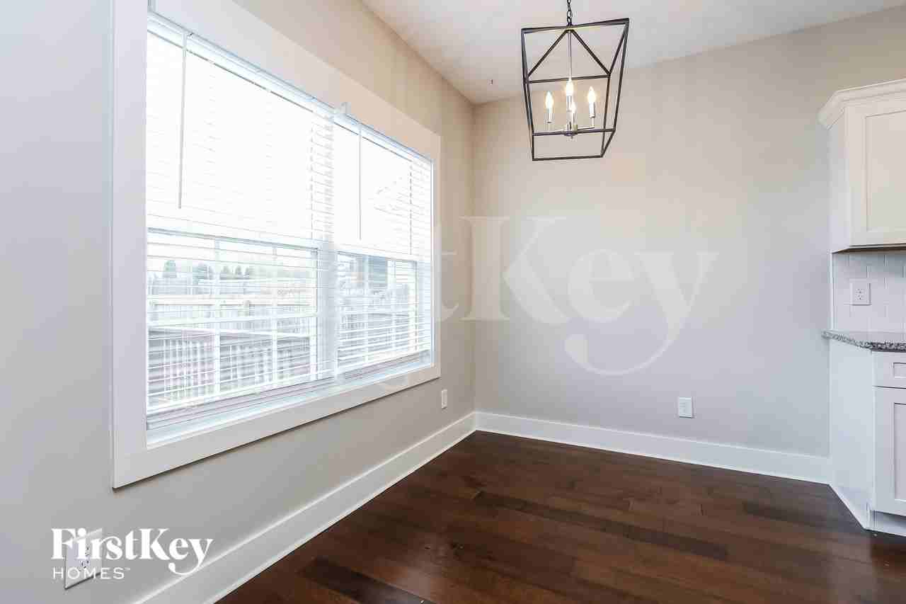 3496 Oak Creek Dr - Photo 4 of 15