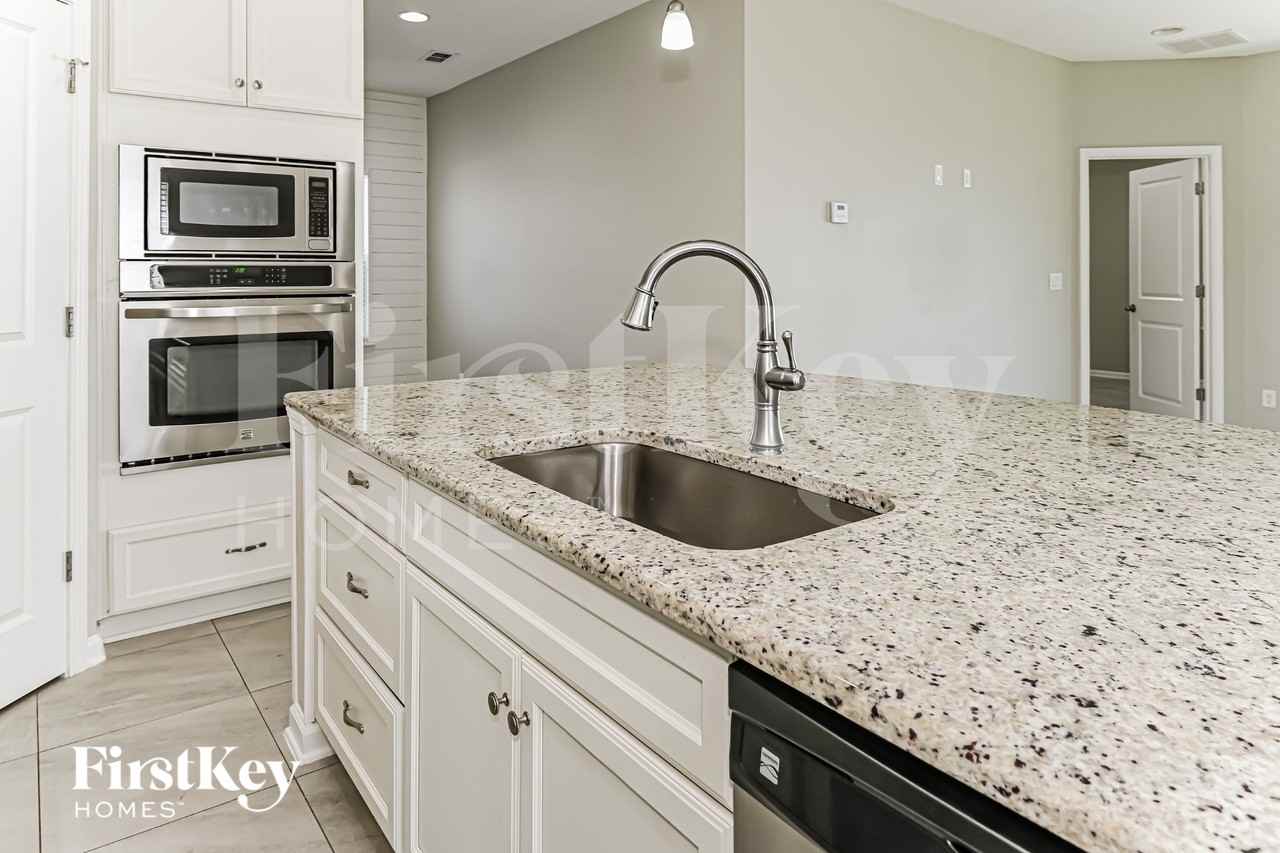 97320 Harbor Concourse Cir - Photo 6 of 15