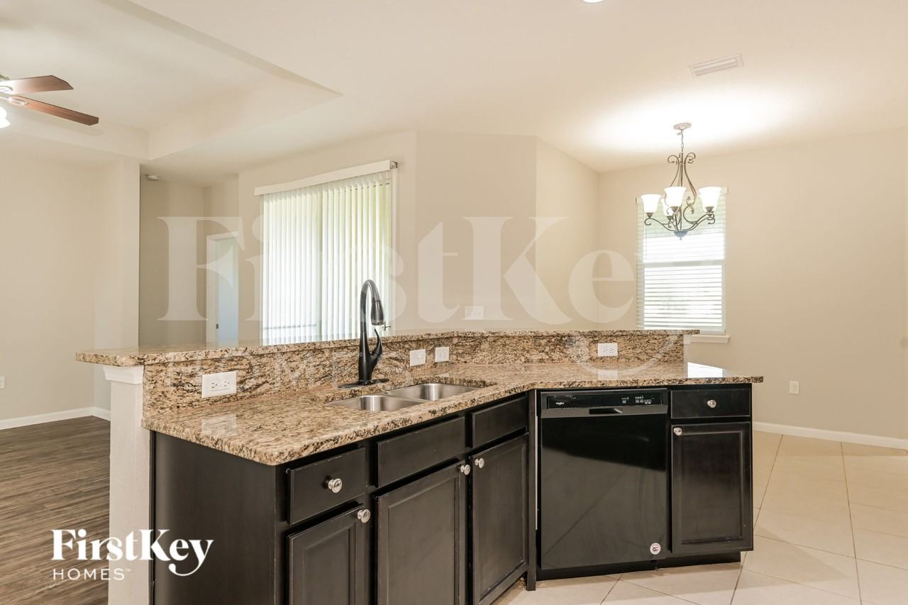 3352 Ridgeview Dr - Photo 5 of 16