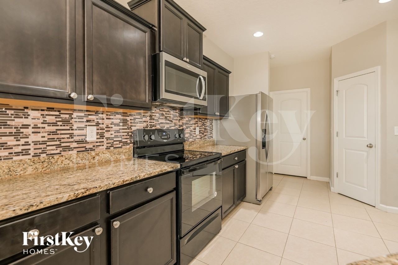3352 Ridgeview Dr - Photo 6 of 16
