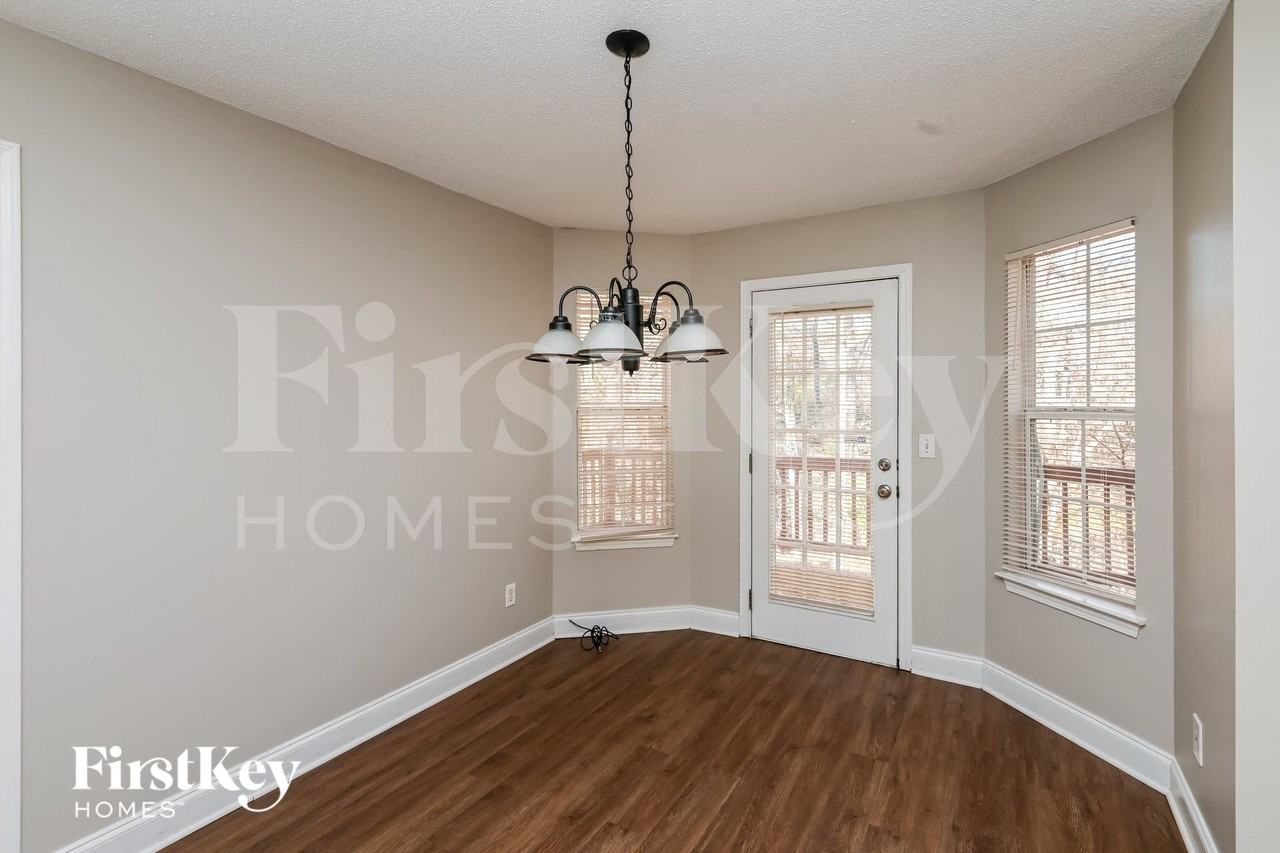 3203 Spring Mesa Ct - Photo 6 of 15
