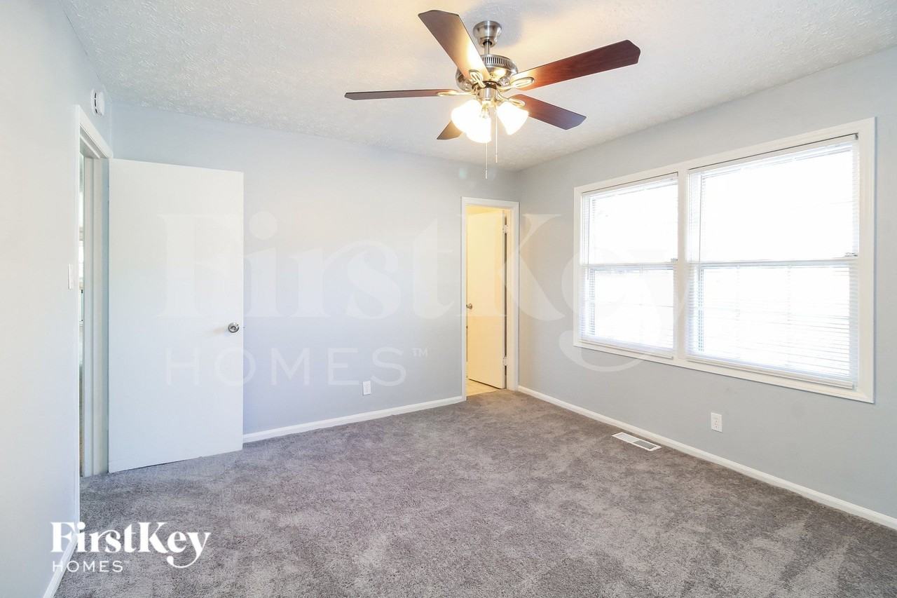 4118 Kingsland Cir - Photo 7 of 15