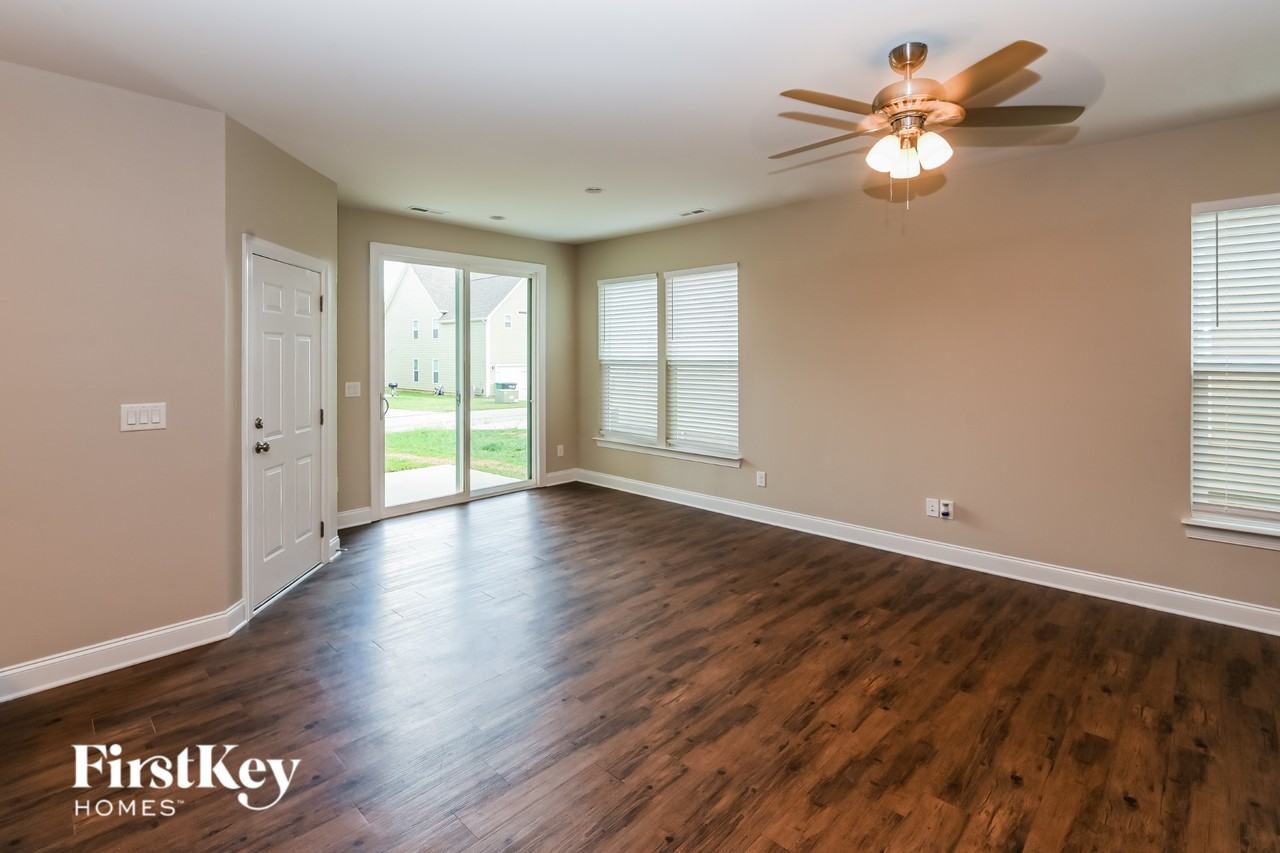 3322 Christopher Jacob Ct - Photo 4 of 15