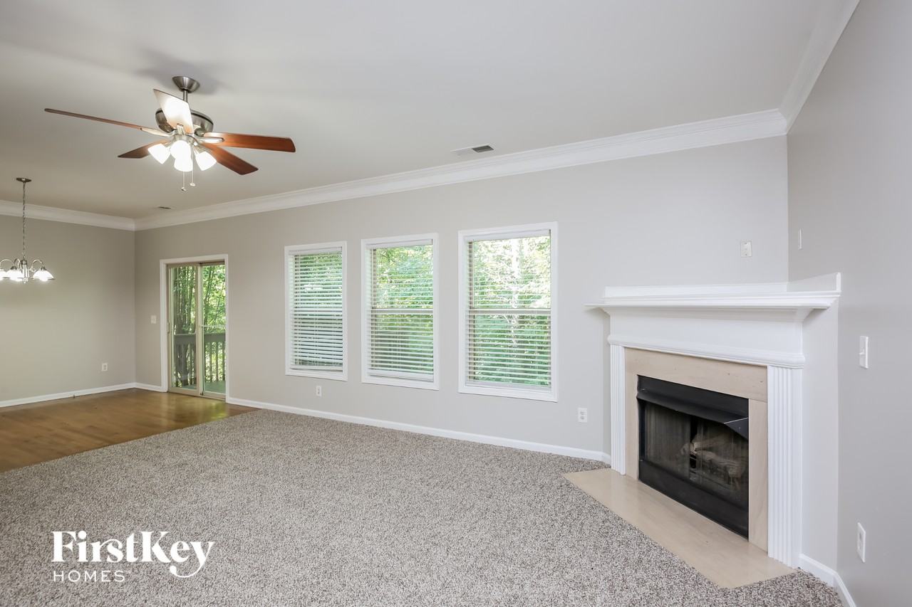 204 Bethany Manor Ct - Photo 2 of 15