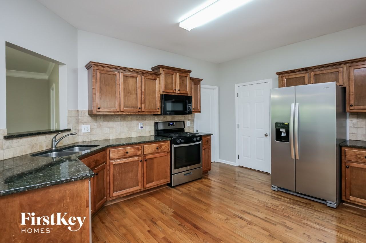 204 Bethany Manor Ct - Photo 6 of 15