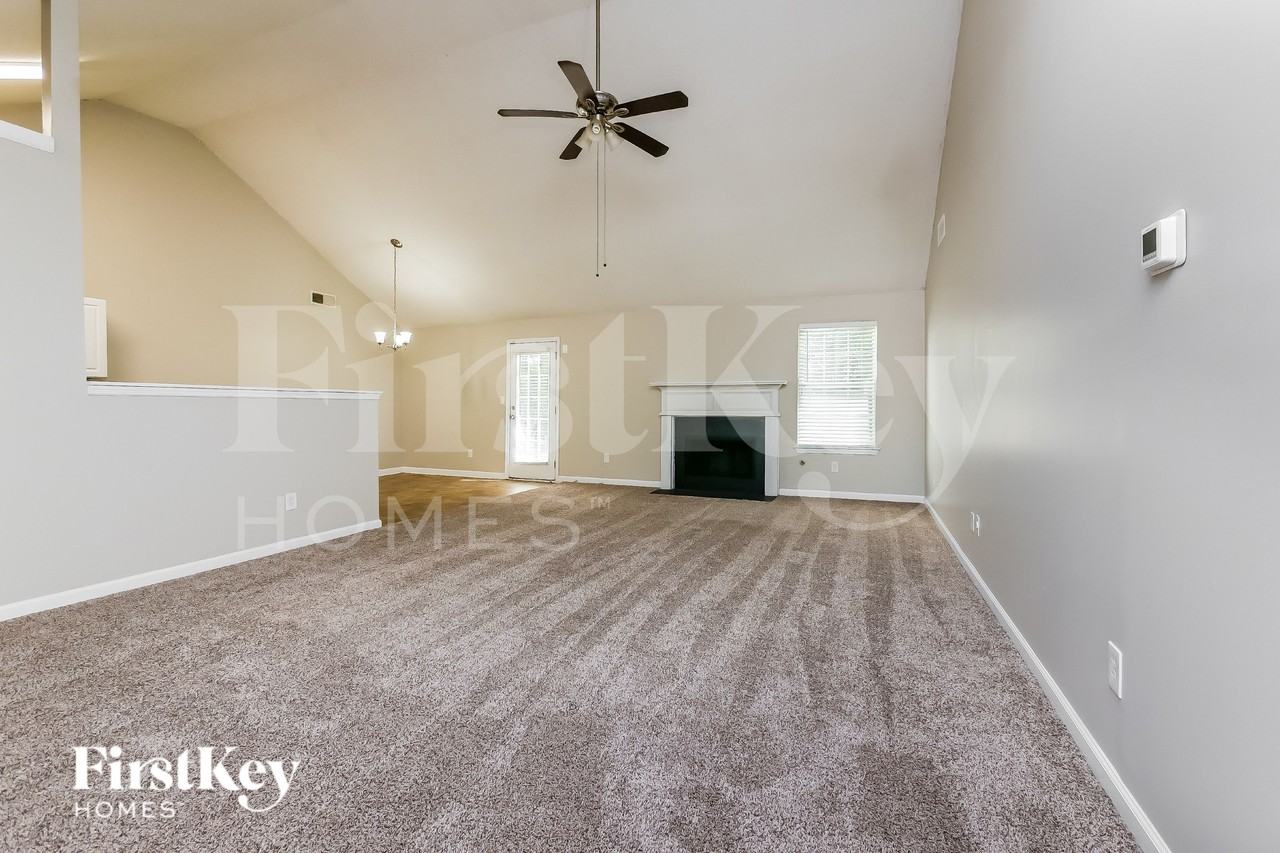 2025 Boulder Gate Dr - Photo 4 of 17
