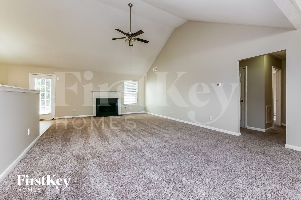 2025 Boulder Gate Dr - Photo 5 of 17