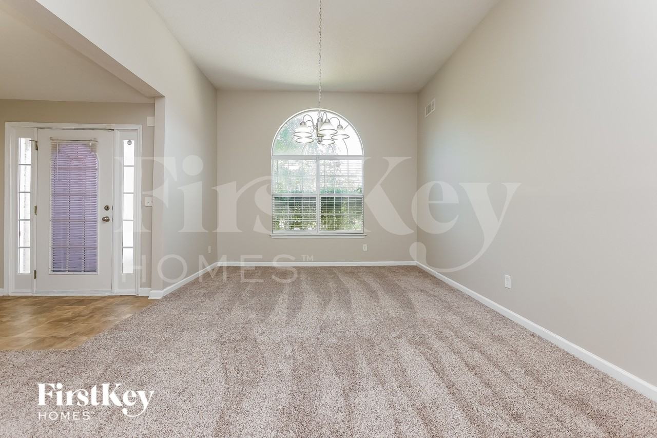2025 Boulder Gate Dr - Photo 7 of 17