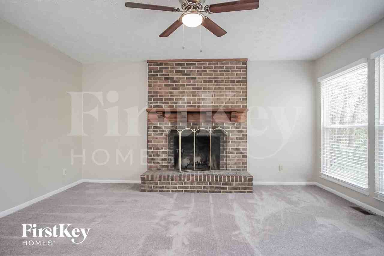 9625 Lackawana Ct - Photo 2 of 17