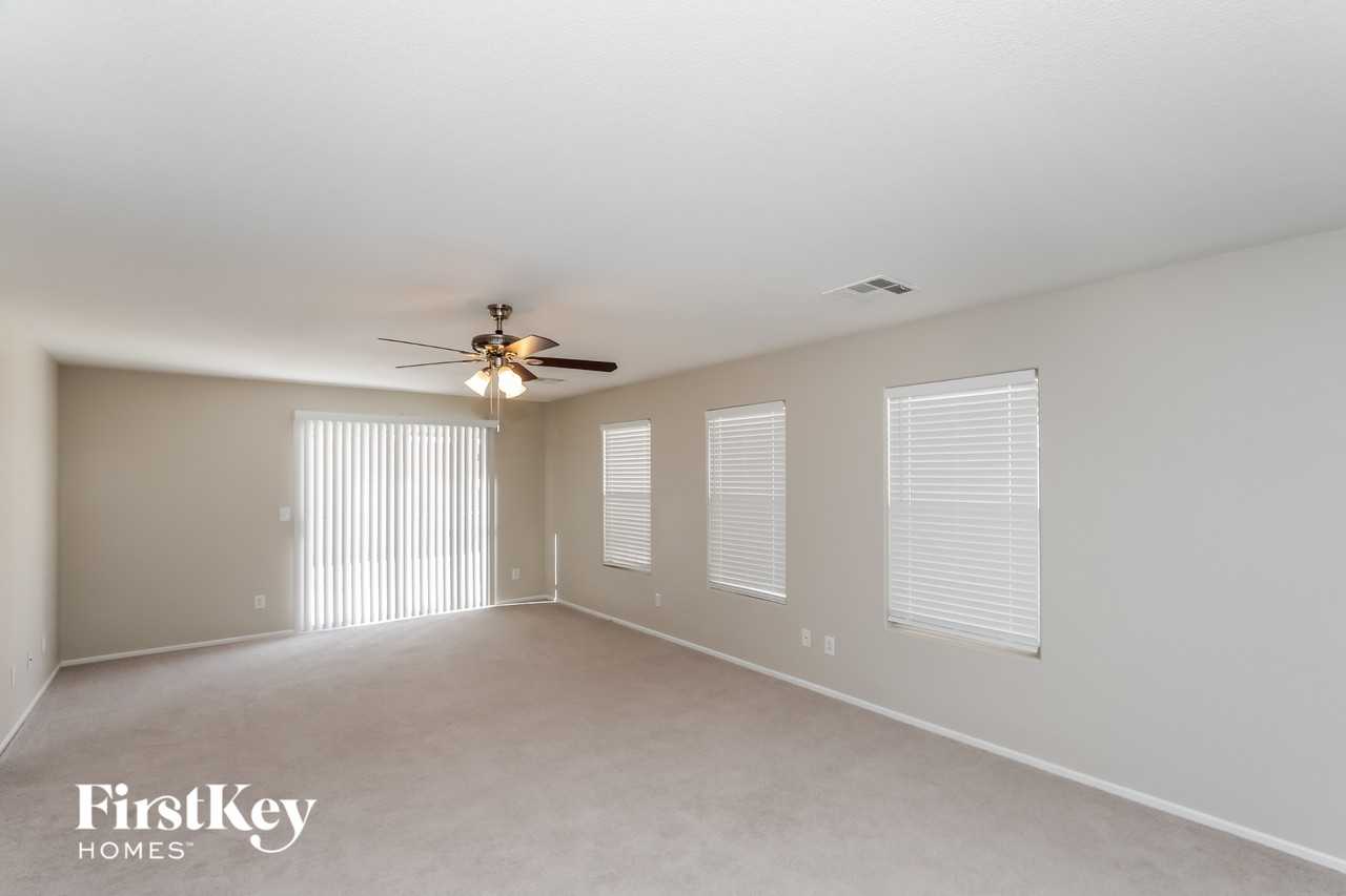 11609 Stivali St - Photo 6 of 15