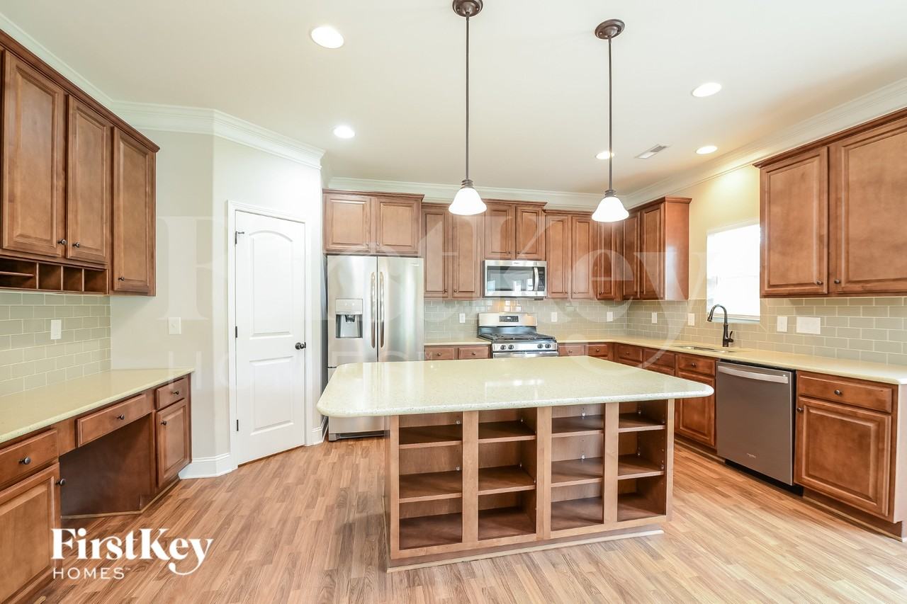 3105 York Place Dr - Photo 6 of 16