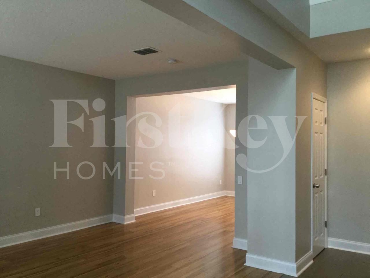 7341 Mardell Ct - Photo 2 of 31
