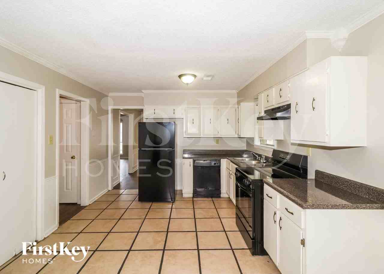 6331 Scarletcrest Ln - Photo 7 of 16