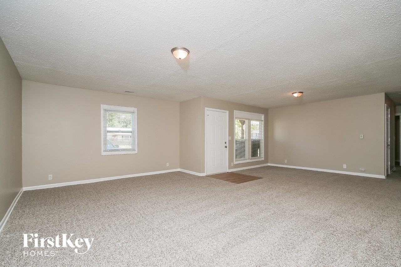 5210 Palisade Way - Photo 5 of 16