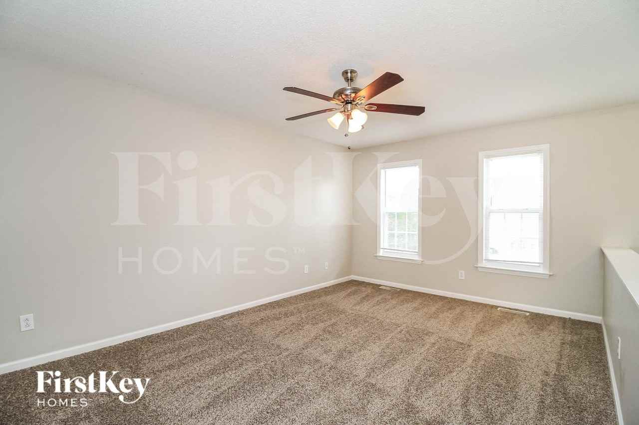5041 Windsbury Ridge Rd - Photo 7 of 15